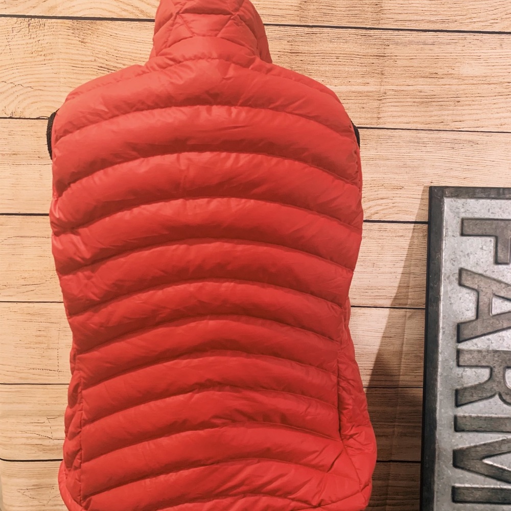 Pink Patagonia Vest - Picture 2 of 2